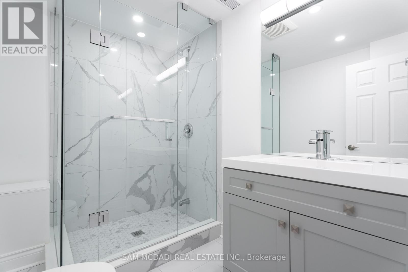 Photo 38 of 474 Bob O Link Road, Mississauga ON