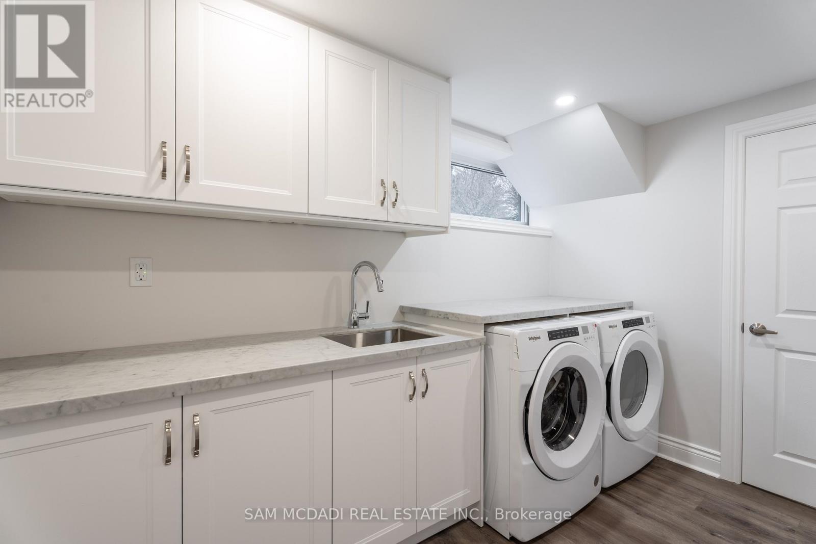 Photo 39 of 474 Bob O Link Road, Mississauga ON