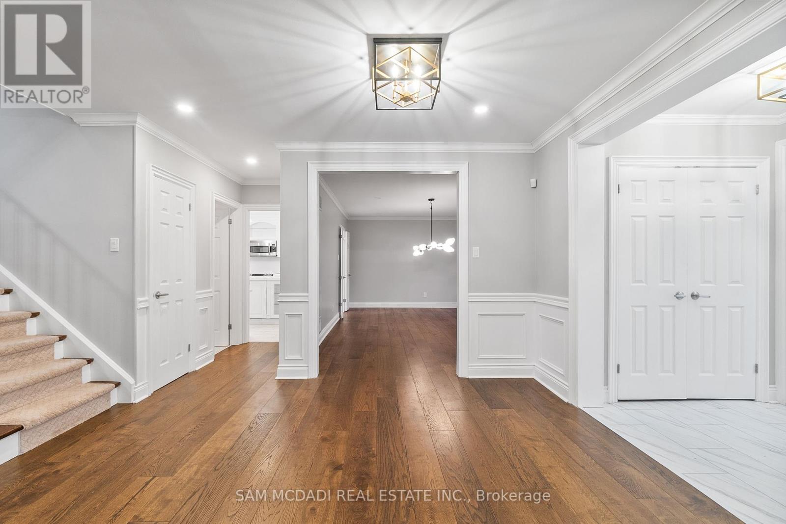 Photo 7 of 474 Bob O Link Road, Mississauga ON