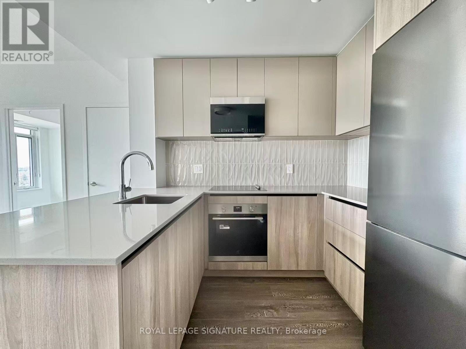 Photo 7 of 826 2485 Eglinton Avenue W, Mississauga ON