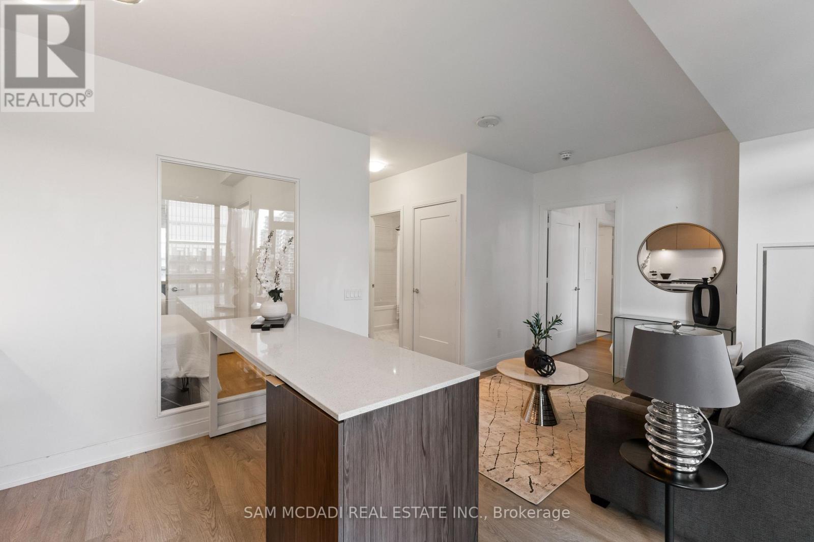 Photo 17 of 1405 65 Annie Craig Drive, Toronto ON