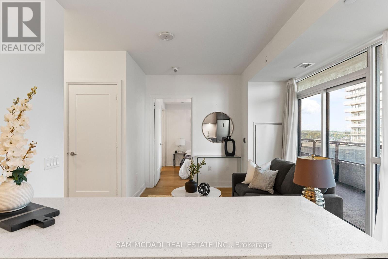 Photo 18 of 1405 65 Annie Craig Drive, Toronto ON