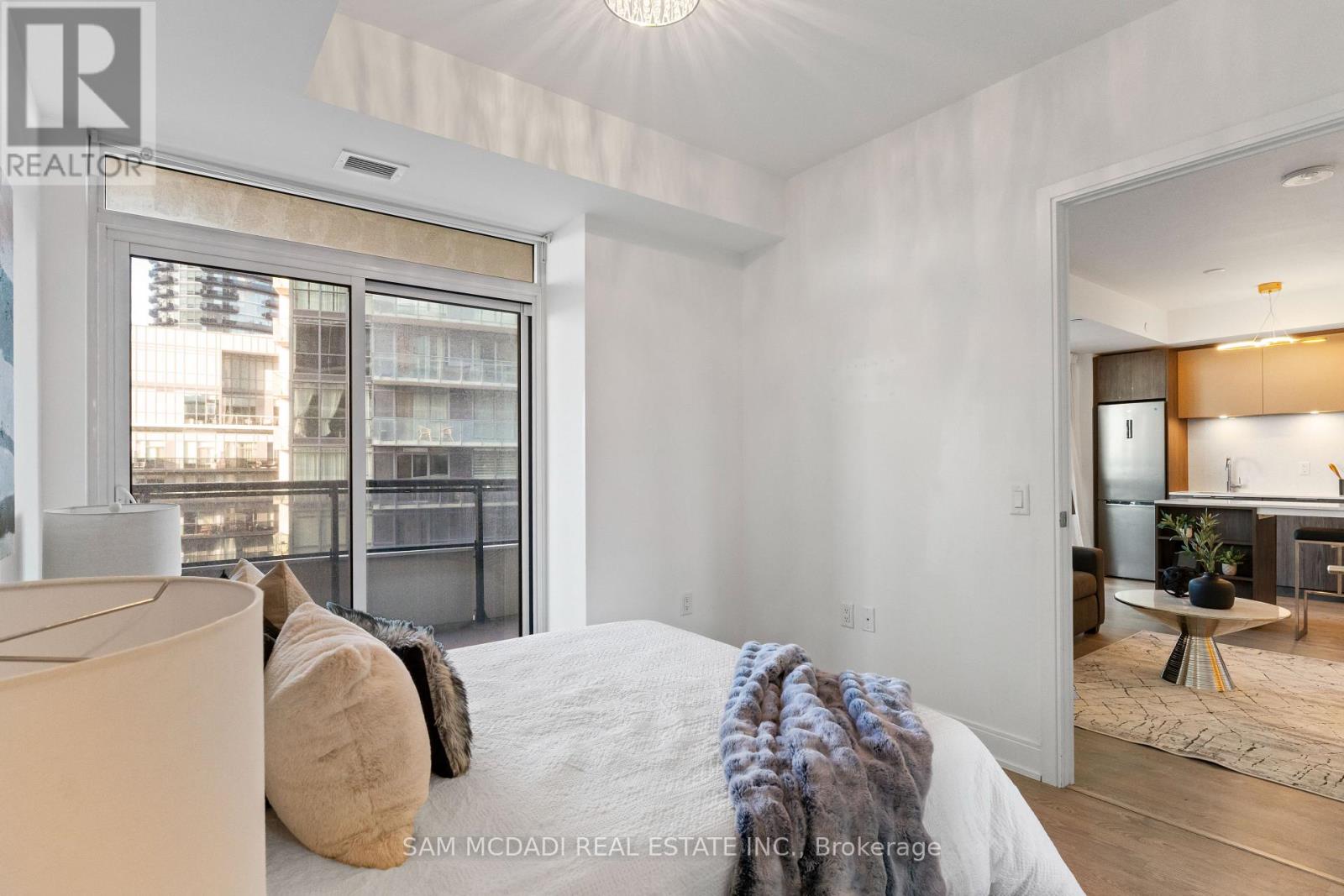 Photo 23 of 1405 65 Annie Craig Drive, Toronto ON