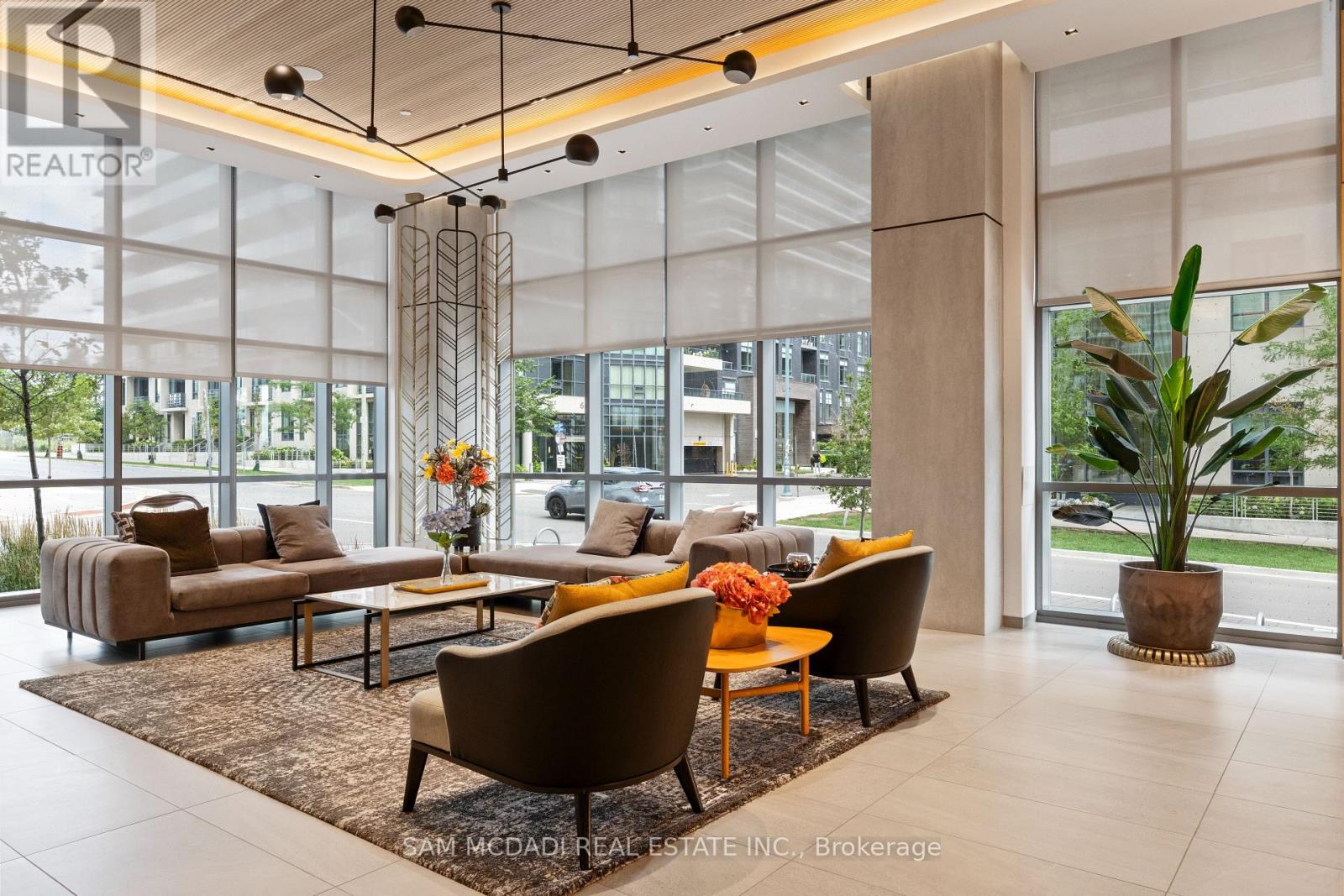 Photo 3 of 1405 65 Annie Craig Drive, Toronto ON