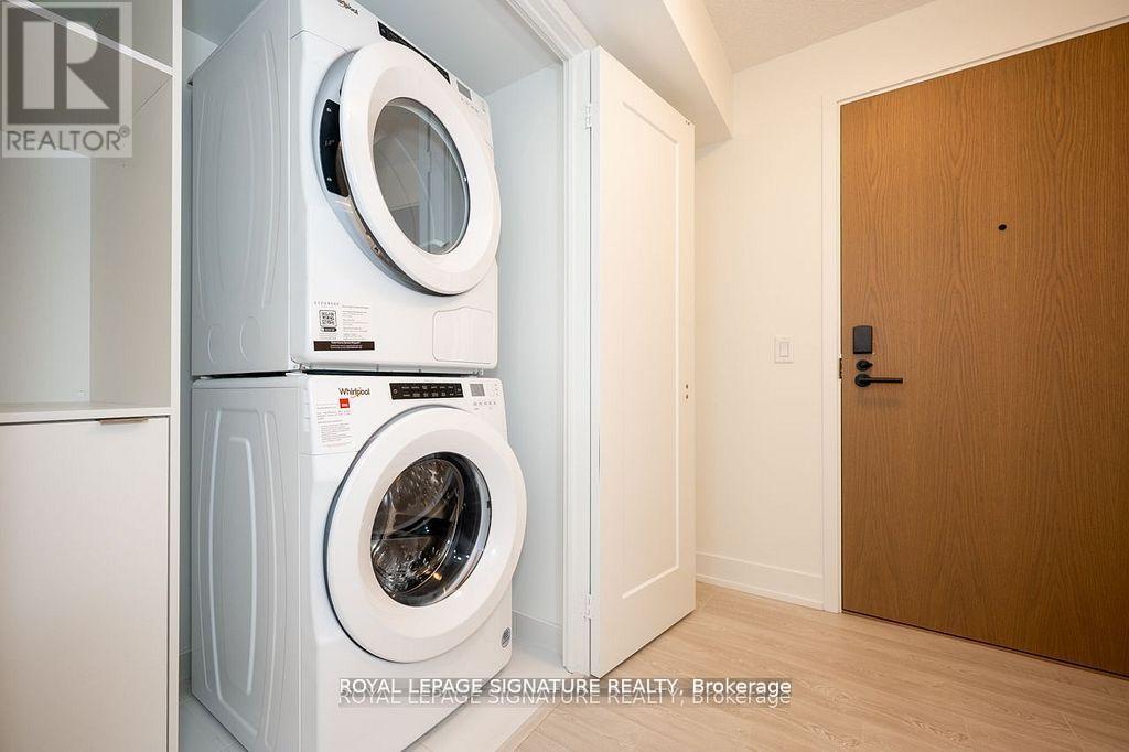 Photo 6 of 1504 10 Eva Road, Toronto ON
