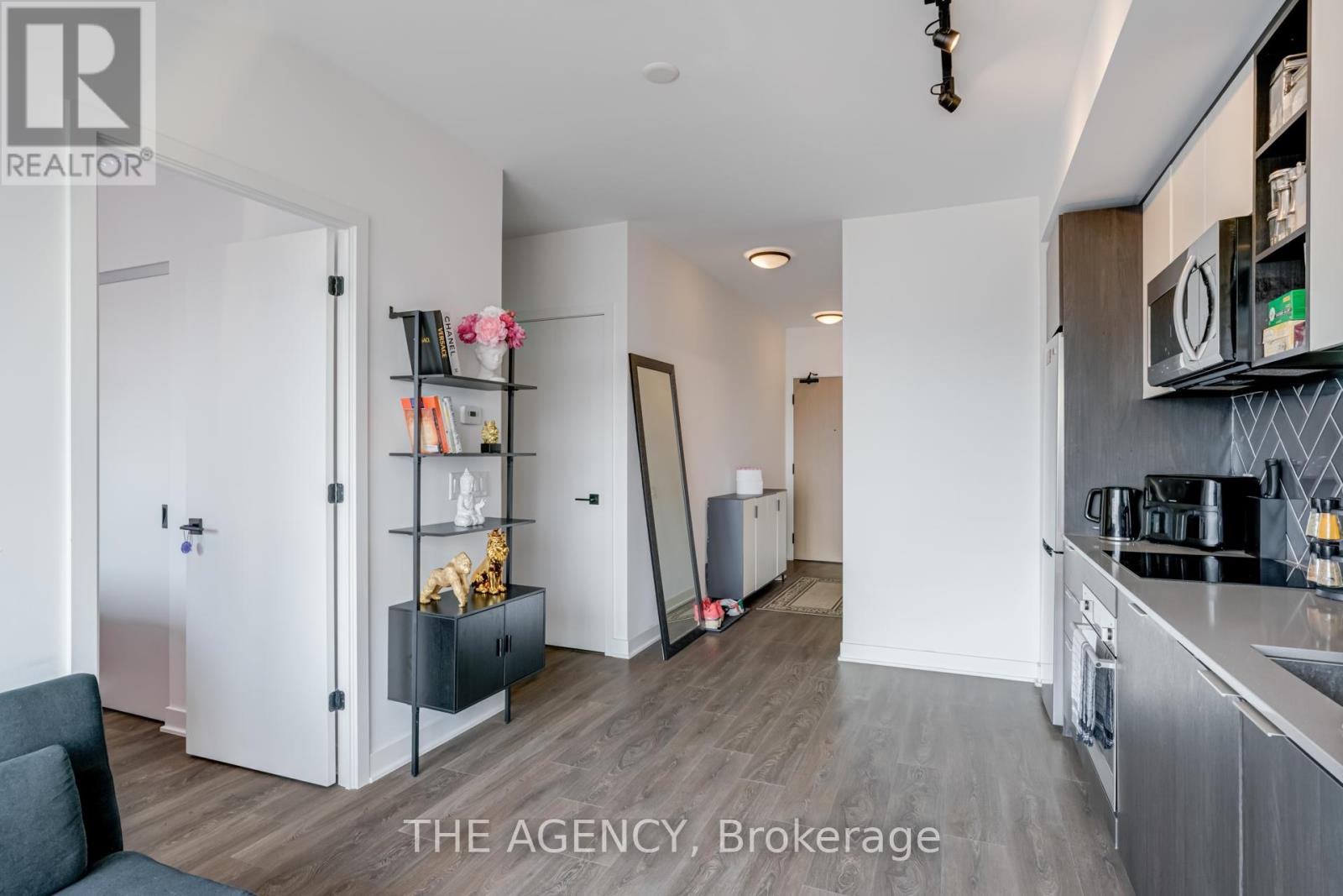 Photo 11 of 1802 36 Zorra Street, Toronto ON