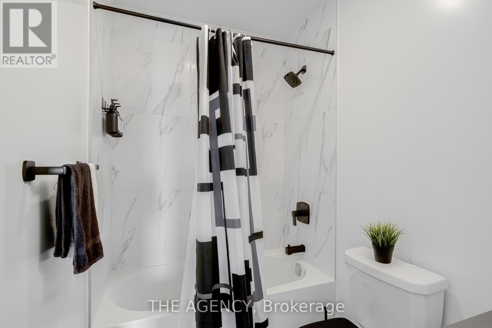 Photo 13 of 1802 36 Zorra Street, Toronto ON