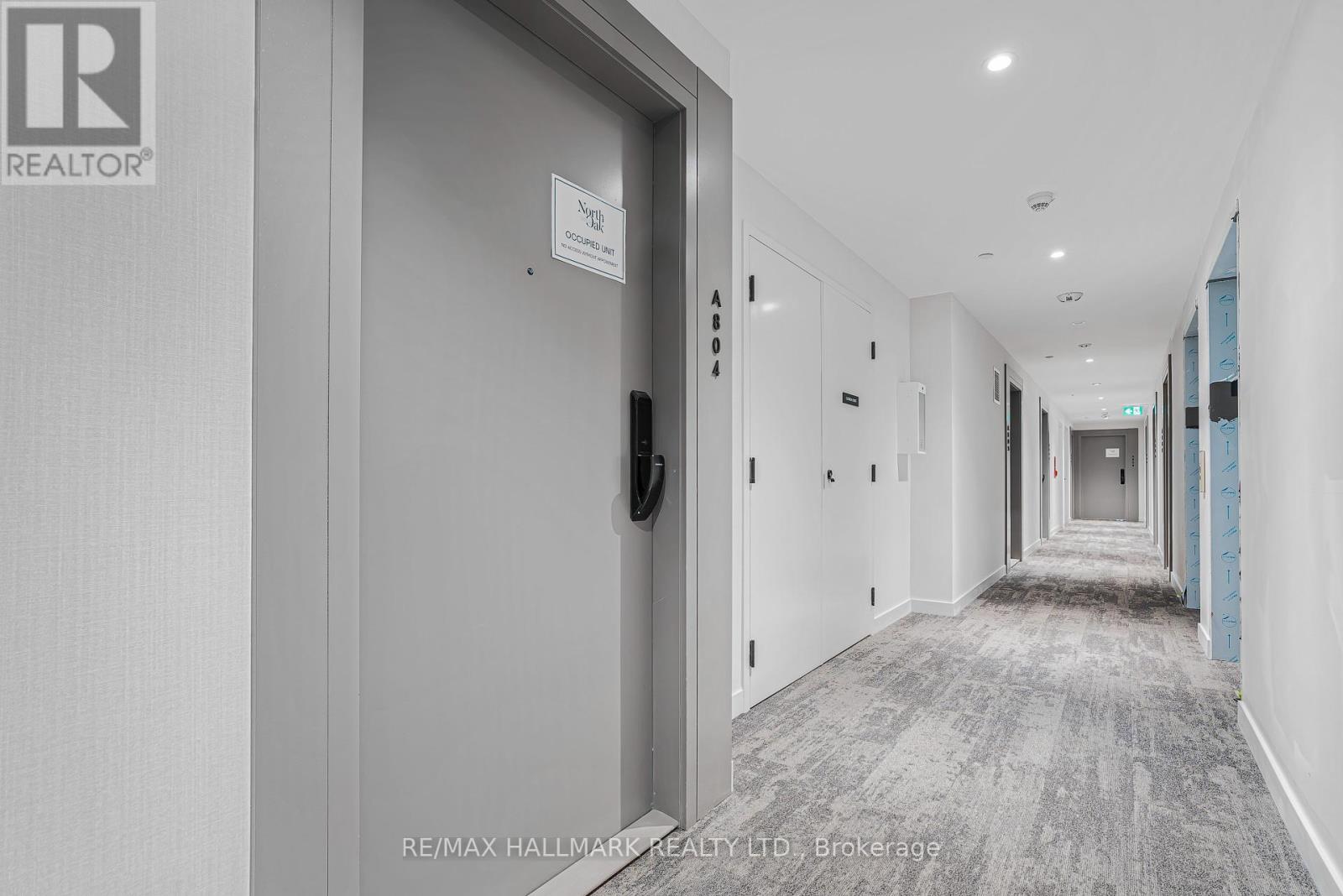 Photo 1 of 804 3079 Trafalgar Road, Oakville ON