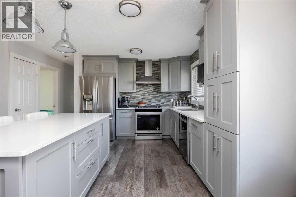 Photo 19 of 31 Rae Crescent, Fort Mcmurray AB