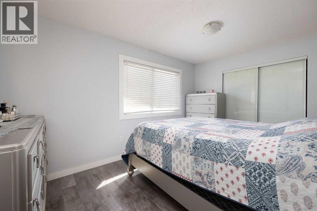 Photo 23 of 31 Rae Crescent, Fort Mcmurray AB