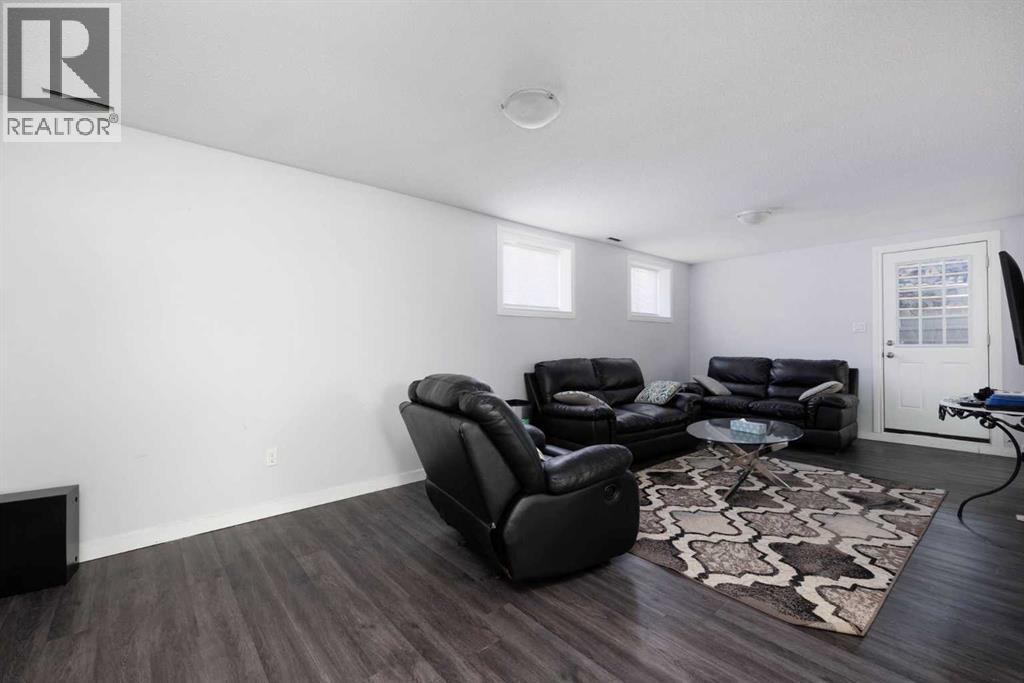 Photo 28 of 31 Rae Crescent, Fort Mcmurray AB