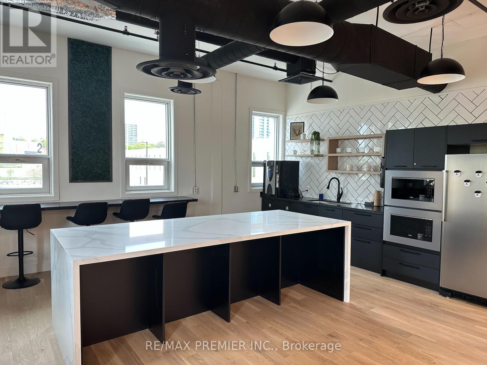 Photo 15 of 300 26 72 Victoria Street S, Kitchener ON