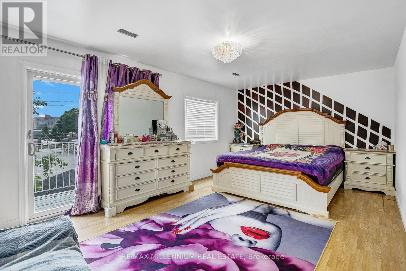 Photo 17 of 1725 Highland Avenue, Windsor ON