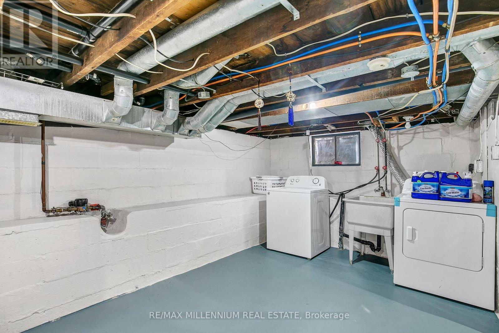 Photo 24 of 1725 Highland Avenue, Windsor ON