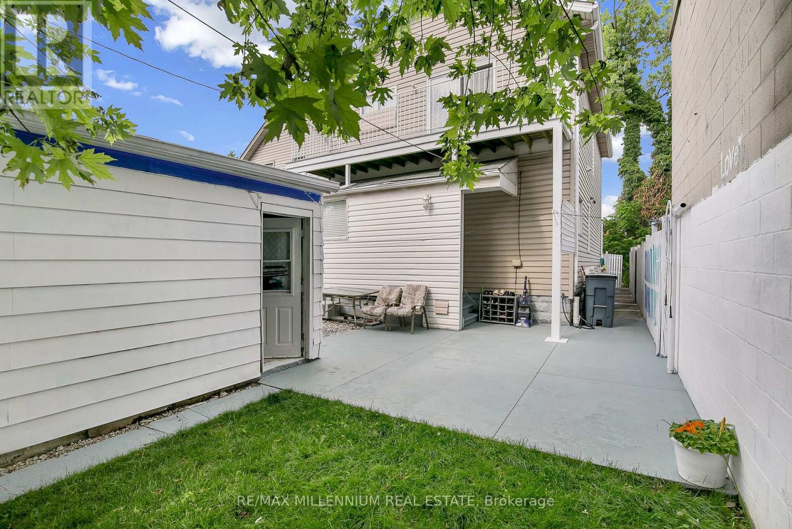 Photo 27 of 1725 Highland Avenue, Windsor ON