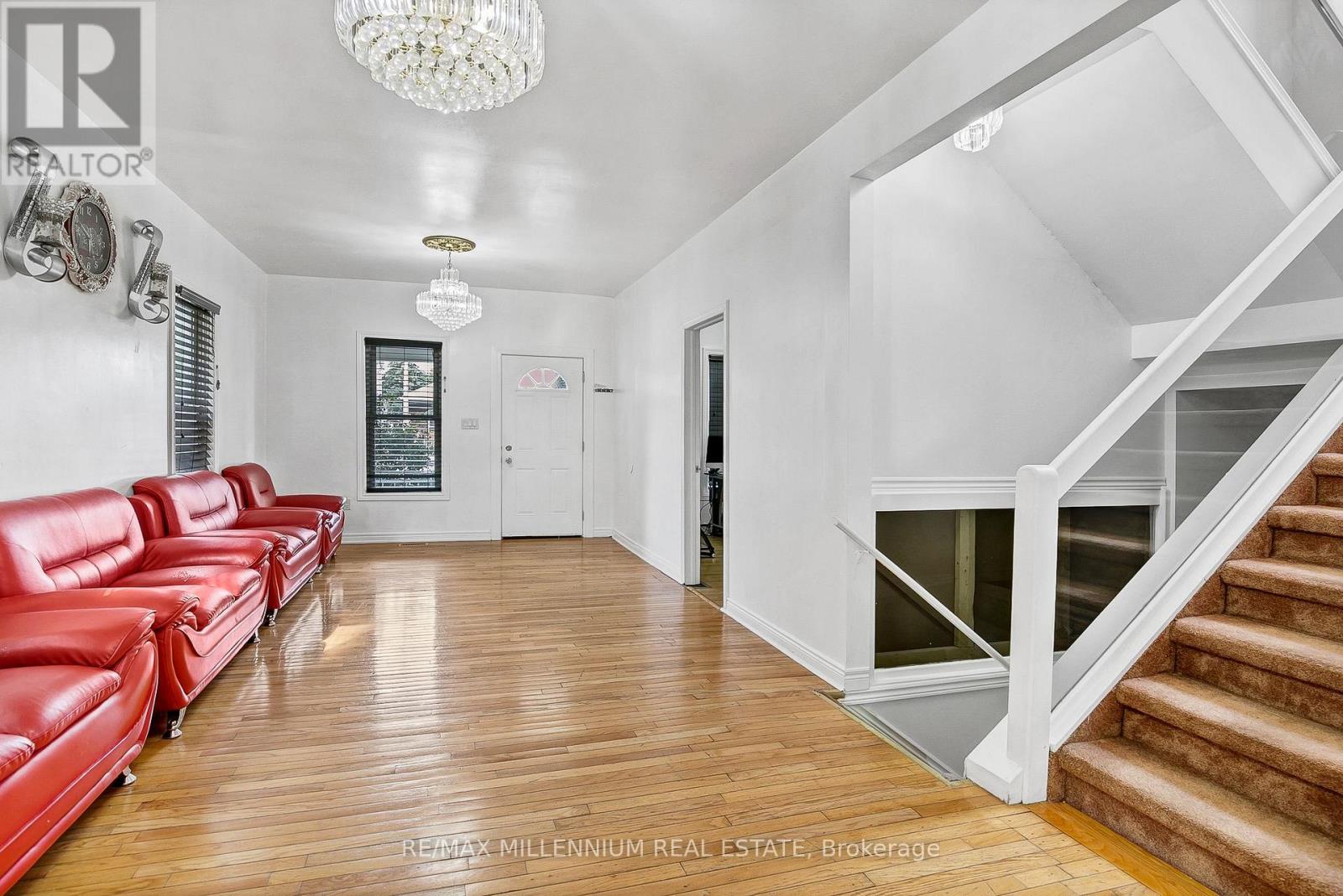 Photo 6 of 1725 Highland Avenue, Windsor ON