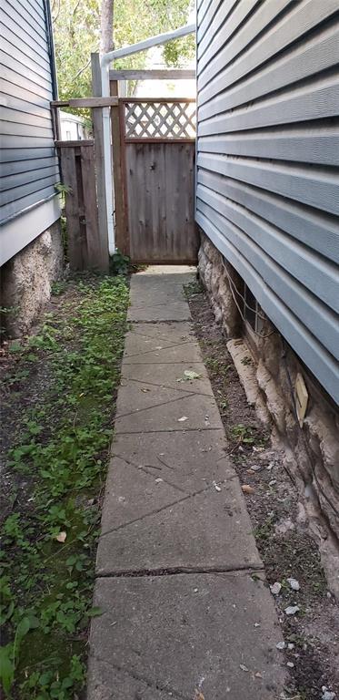 Photo 32 of 49 Cathedral Avenue, Winnipeg MB