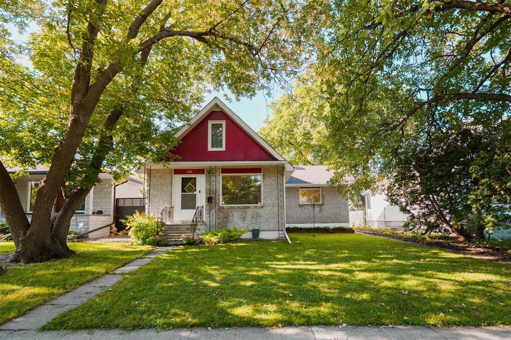 Photo 2 of 126 Forrest Avenue, Winnipeg MB