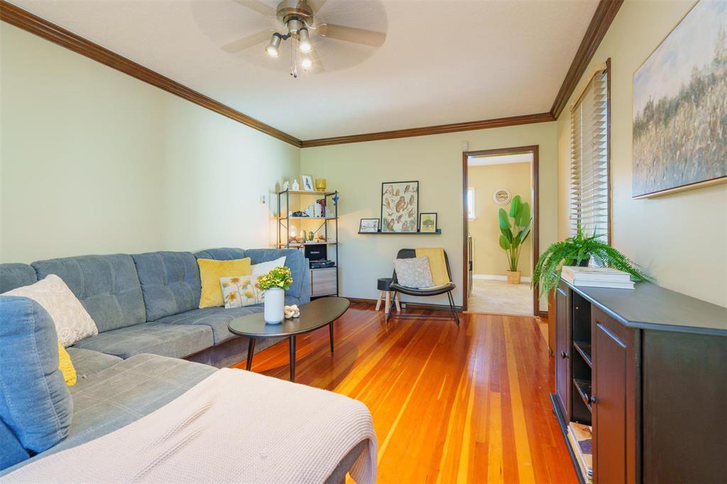Photo 3 of 126 Forrest Avenue, Winnipeg MB