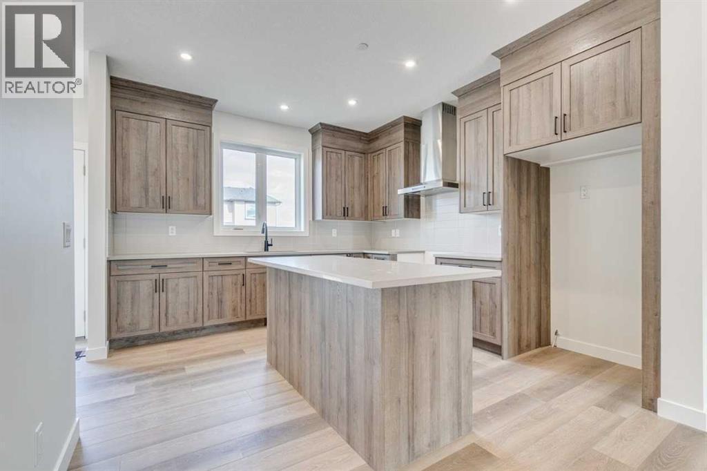 Photo 7 of 377 Hotchkiss Drive Se, Calgary AB
