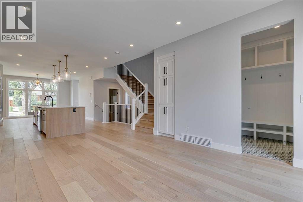 Photo 16 of 3729 Richmond Road Sw, Calgary AB