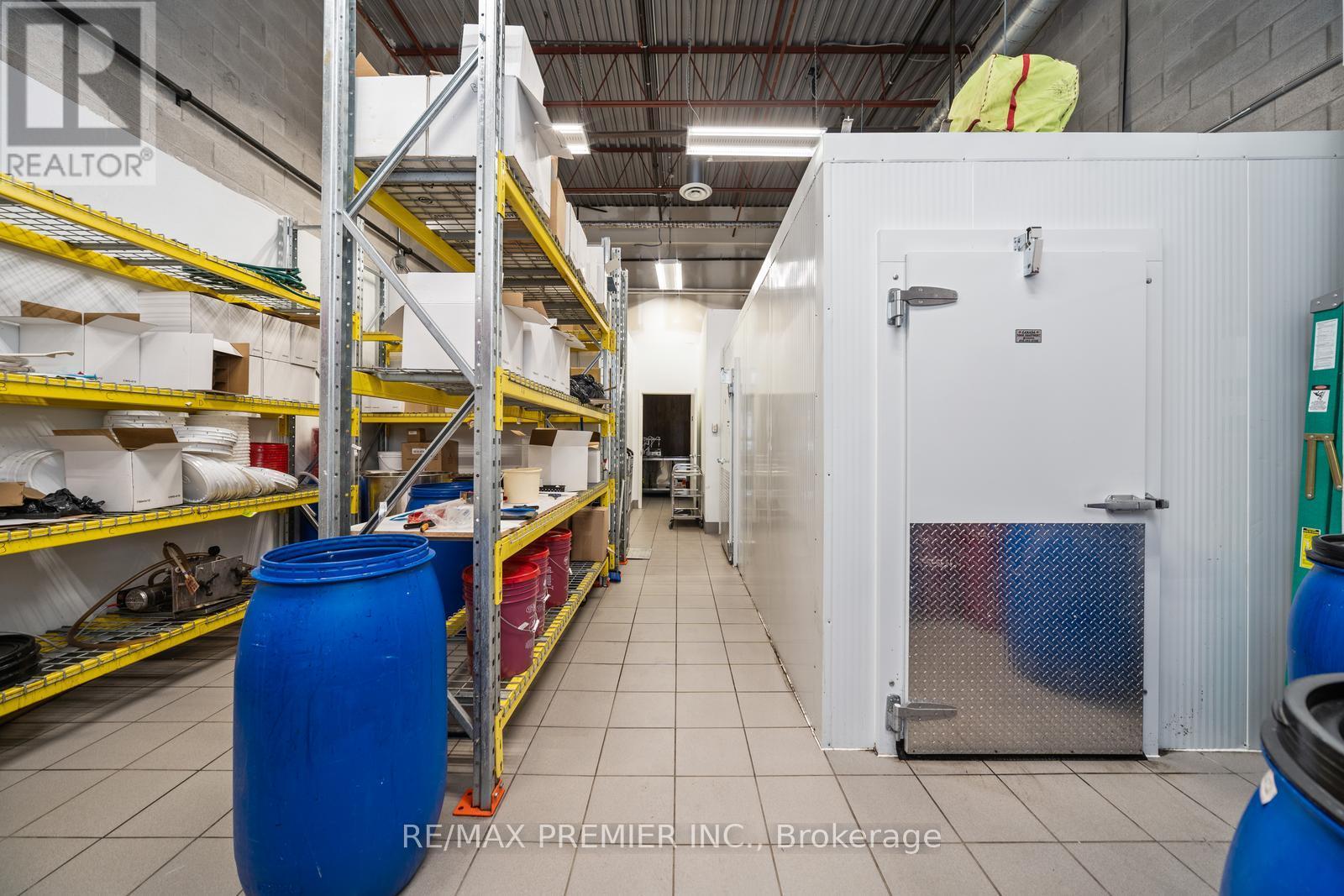 Photo 21 of 19 172 Bullock Drive, Markham ON