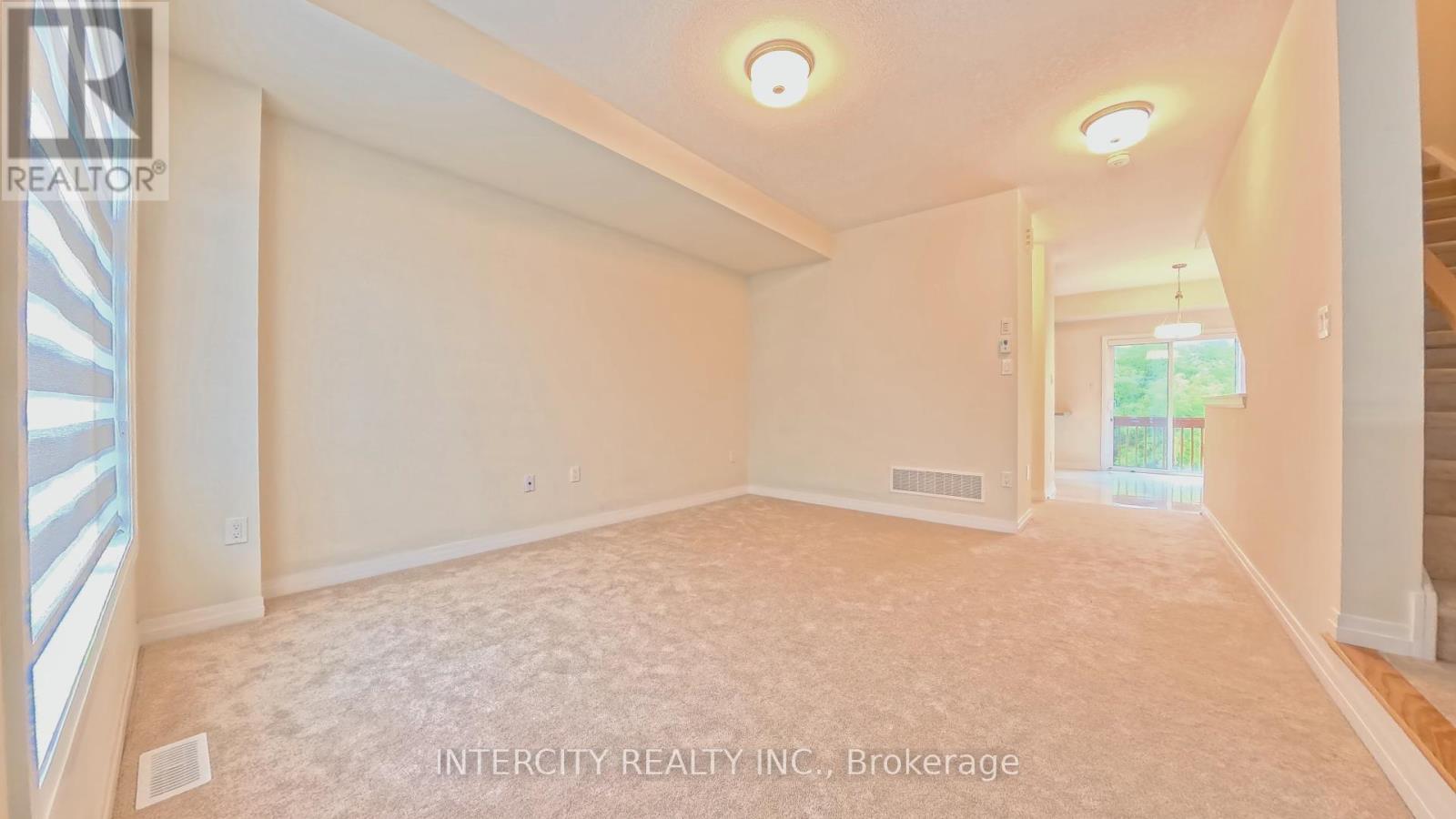 Photo 16 of 76 Fieldridge Crescent, Brampton ON