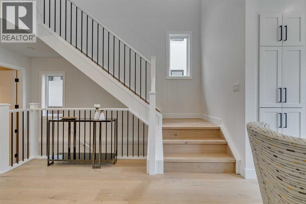 Photo 17 of 3723 Richmond Road Sw, Calgary AB