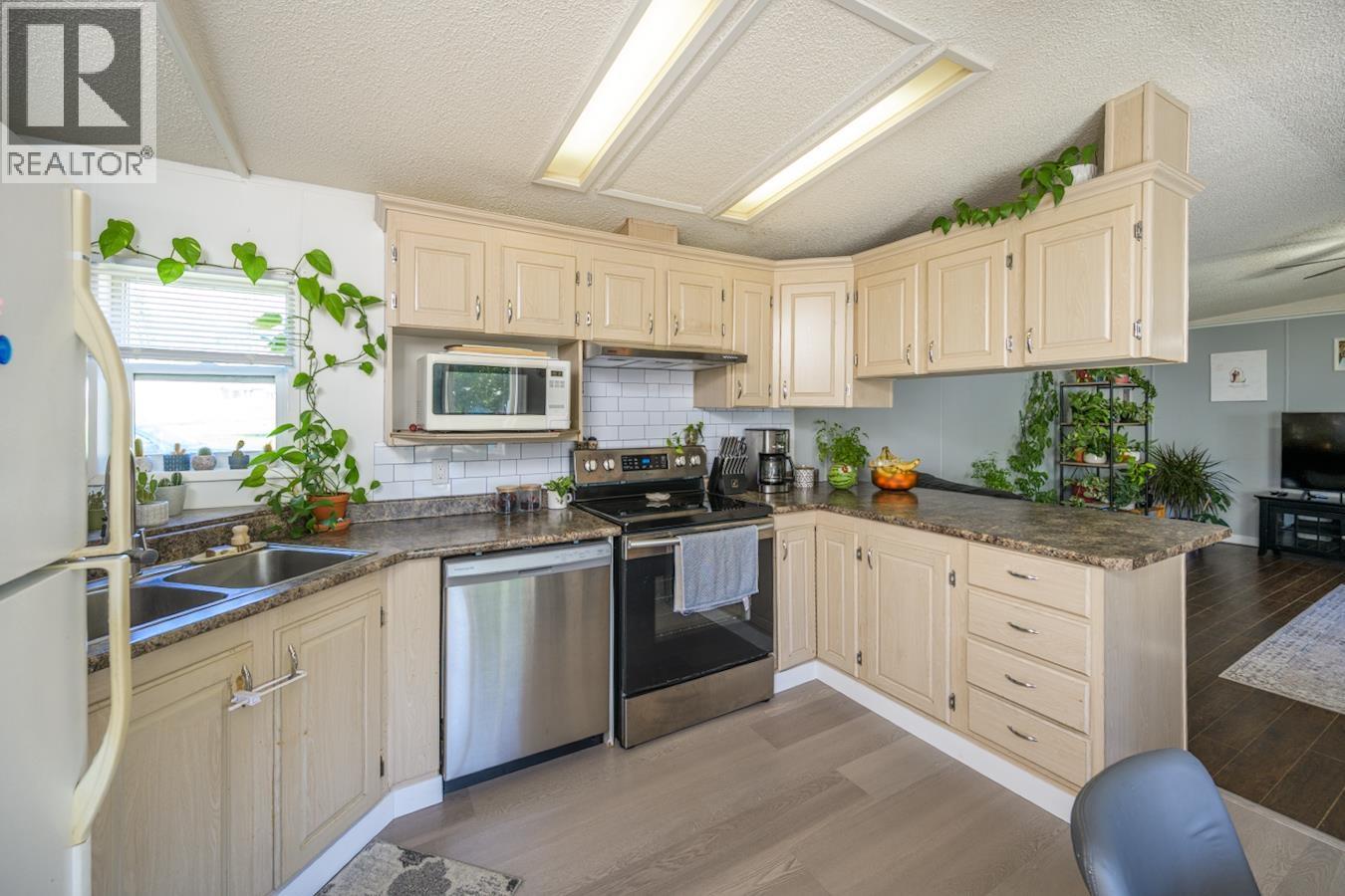 4916 RANDLE ROAD, Prince George