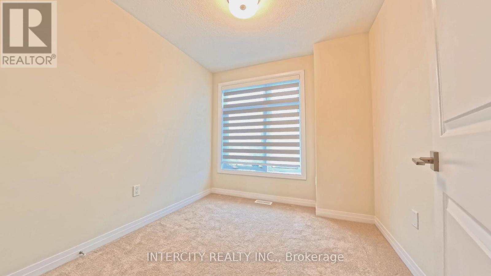 Photo 22 of 76 Fieldridge Crescent, Brampton ON