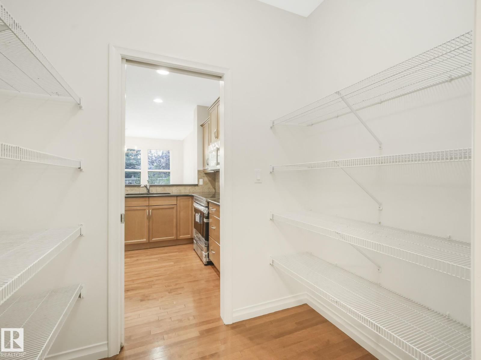 Photo 11 of 1214 Ainslie Wy Sw, Edmonton AB