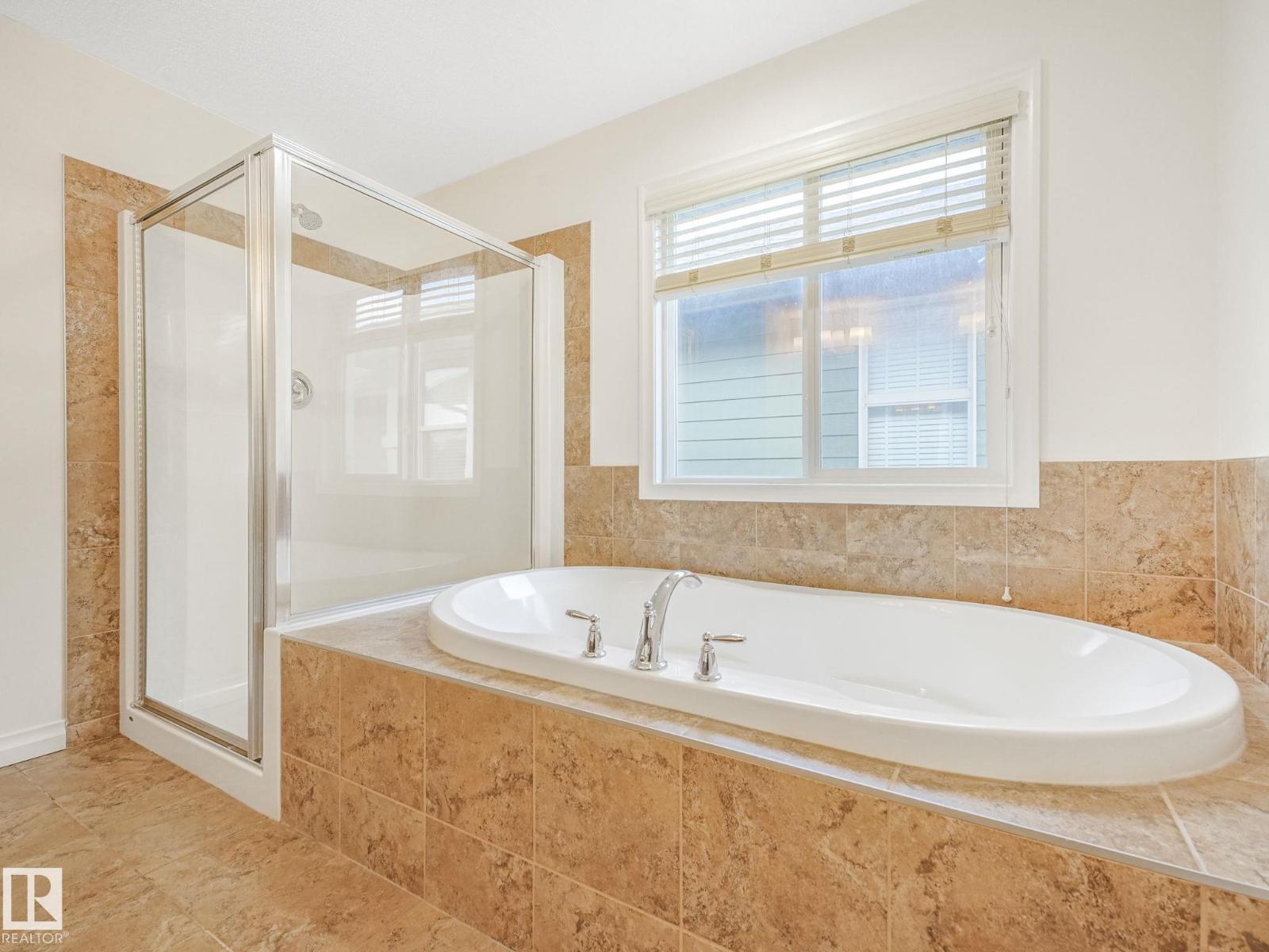 Photo 30 of 1214 Ainslie Wy Sw, Edmonton AB