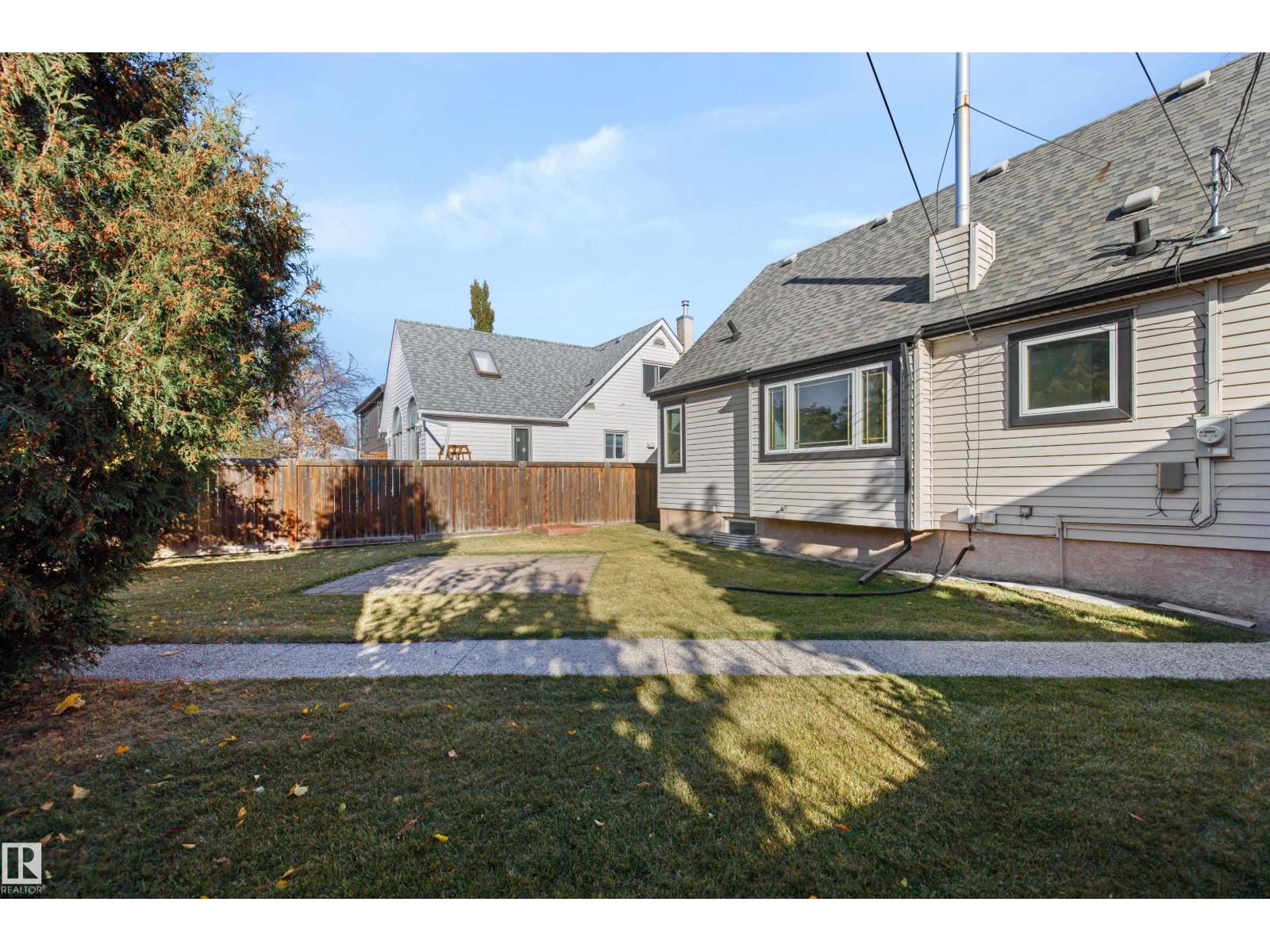 Photo 30 of 10430 138 St Nw, Edmonton AB