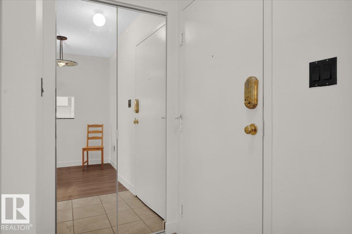 Photo 8 of 408 17109 67 Av Nw, Edmonton AB