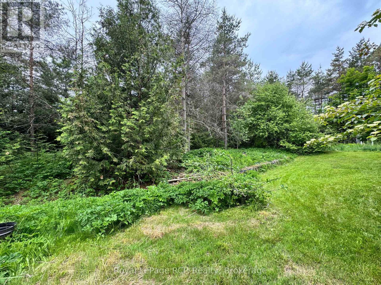 Photo 24 of 585250 Sideroad 10 A, Grey Highlands ON