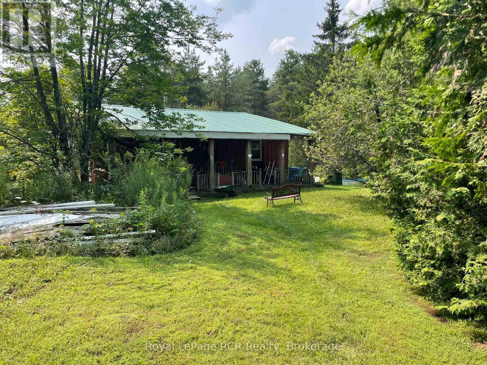 Photo 26 of 585250 Sideroad 10 A, Grey Highlands ON