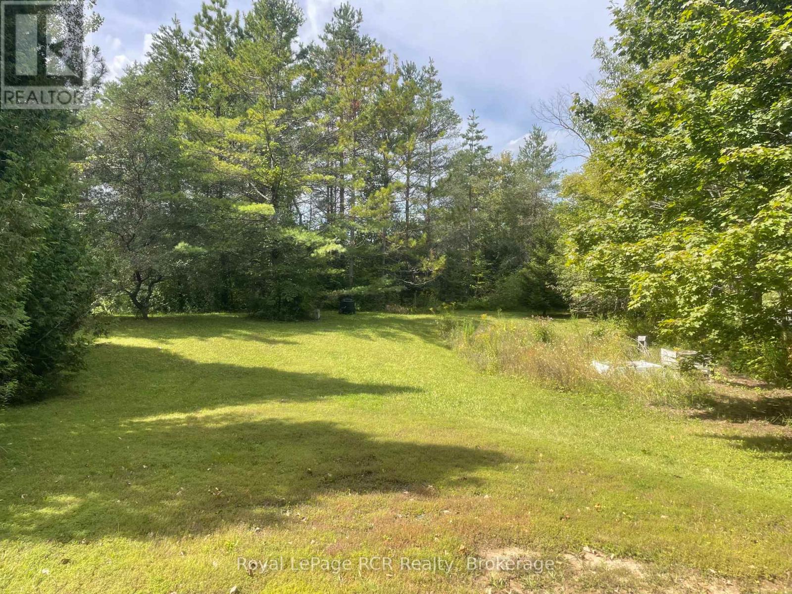 Photo 23 of 585250 Sideroad 10 A, Grey Highlands ON