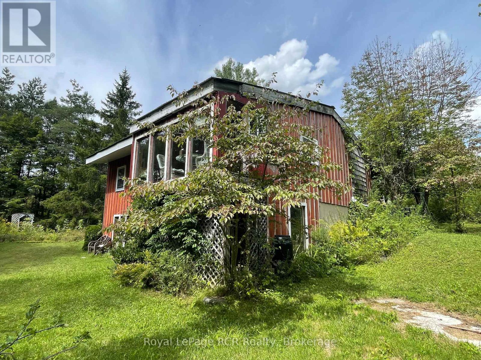 Photo 5 of 585250 Sideroad 10 A, Grey Highlands ON