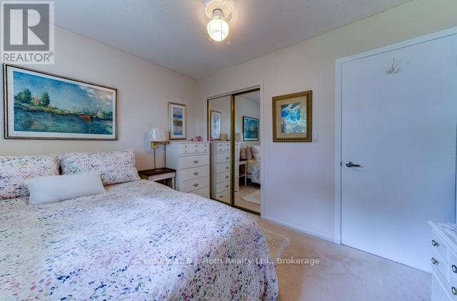 Photo 13 of 24 Champlain Street, Orillia ON