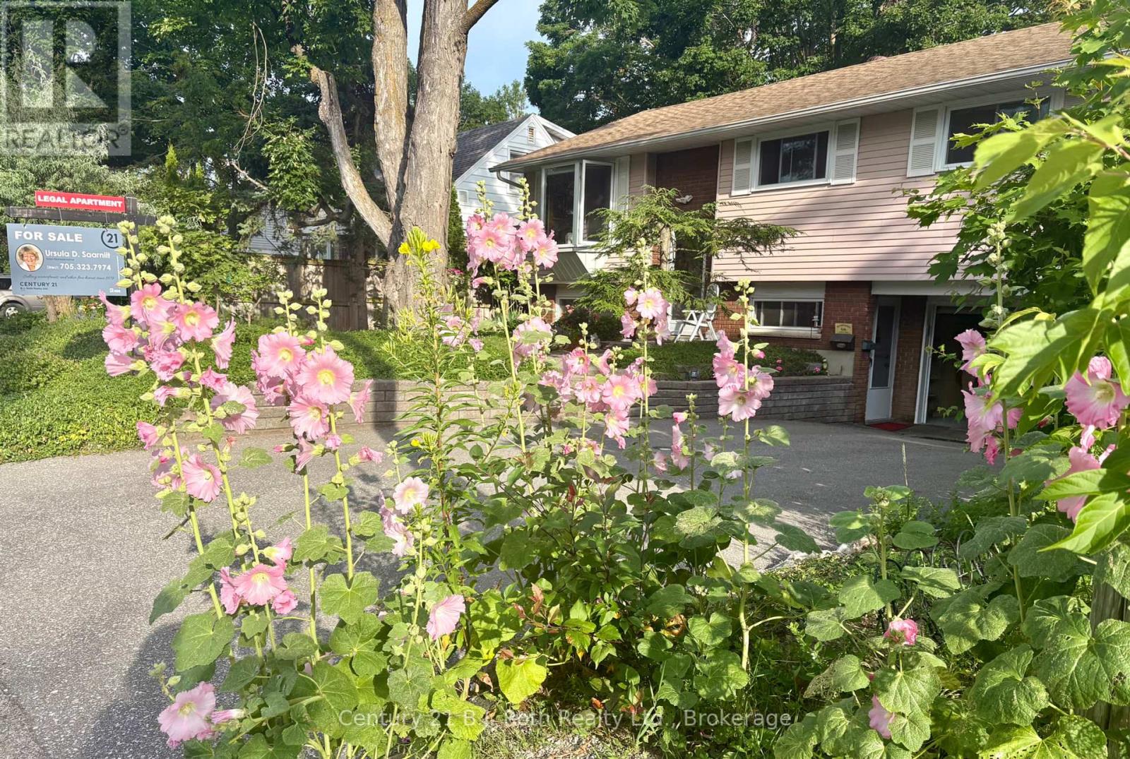 Photo 39 of 24 Champlain Street, Orillia ON