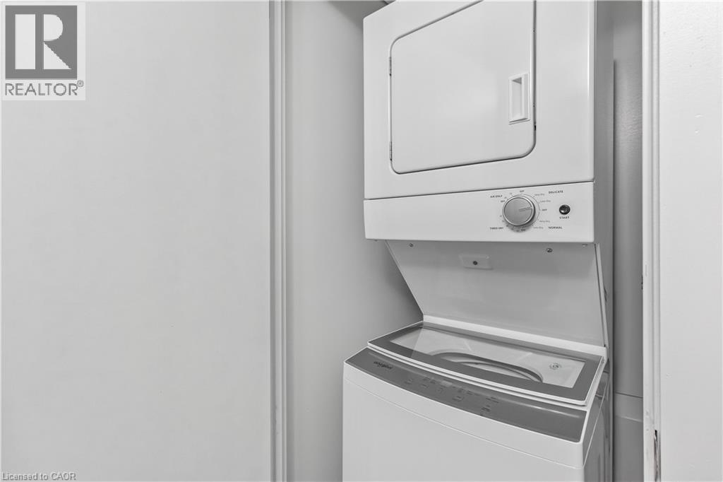 Photo 11 of 3005 Pine Glen Road Unit 603, Oakville ON