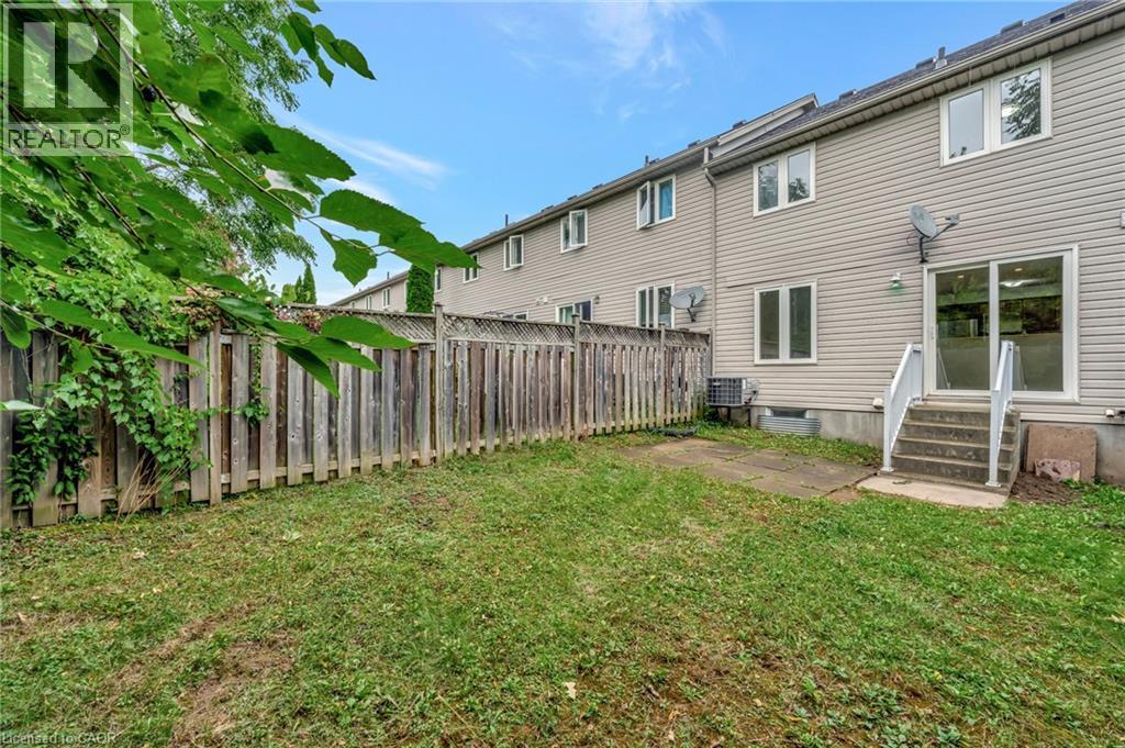 Photo 47 of 7 Ferncliffe Street, Cambridge ON