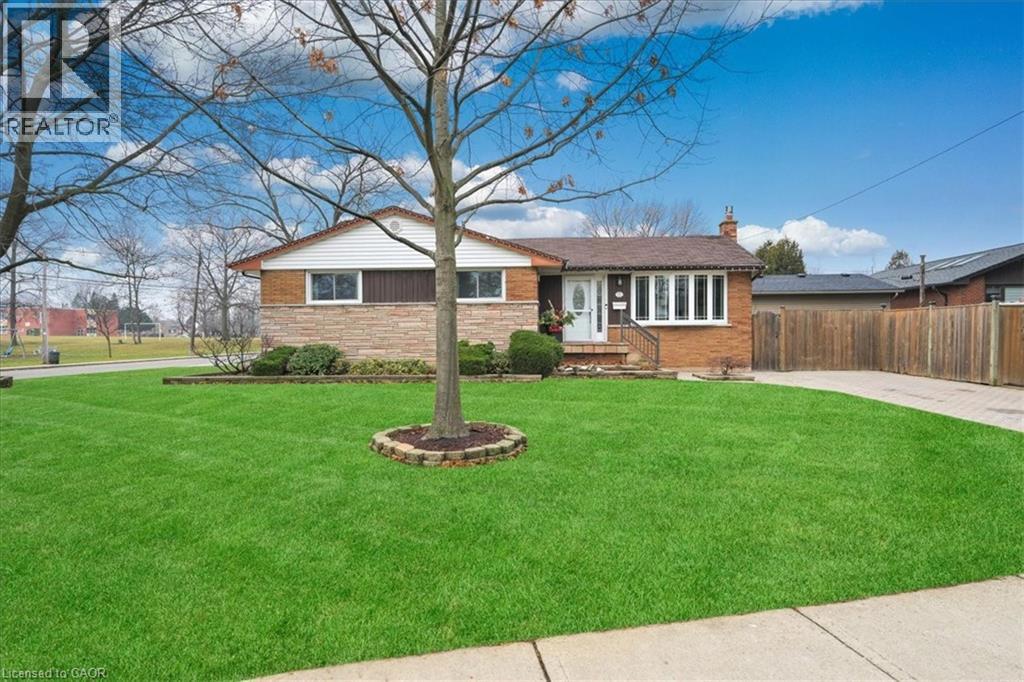 Photo 1 of 72 West 25th Street, Hamilton ON