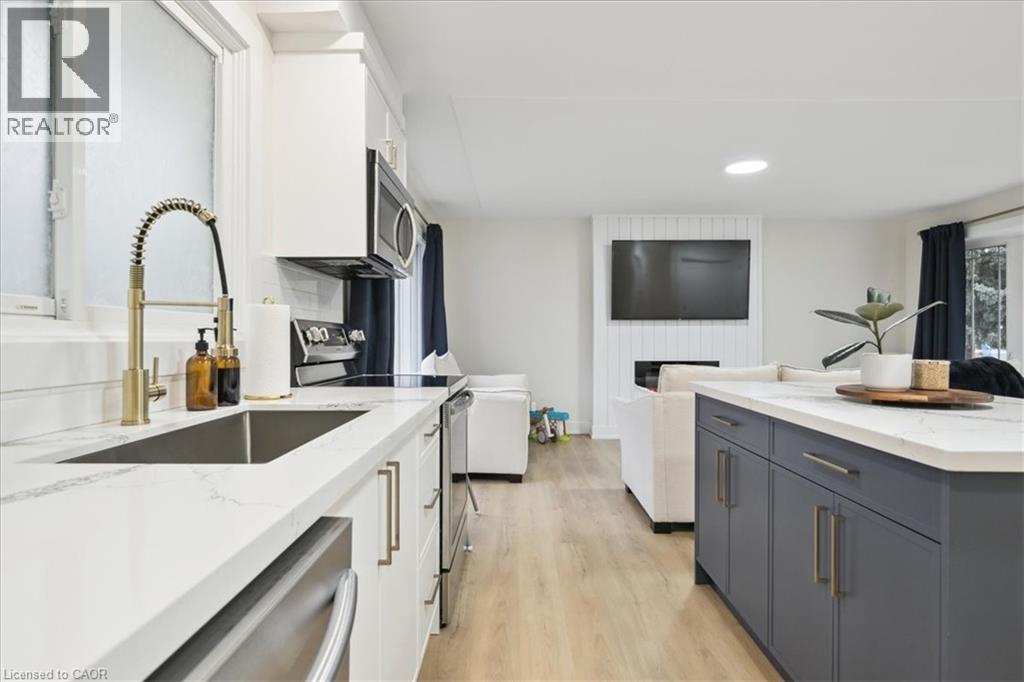 Photo 18 of 72 West 25th Street, Hamilton ON