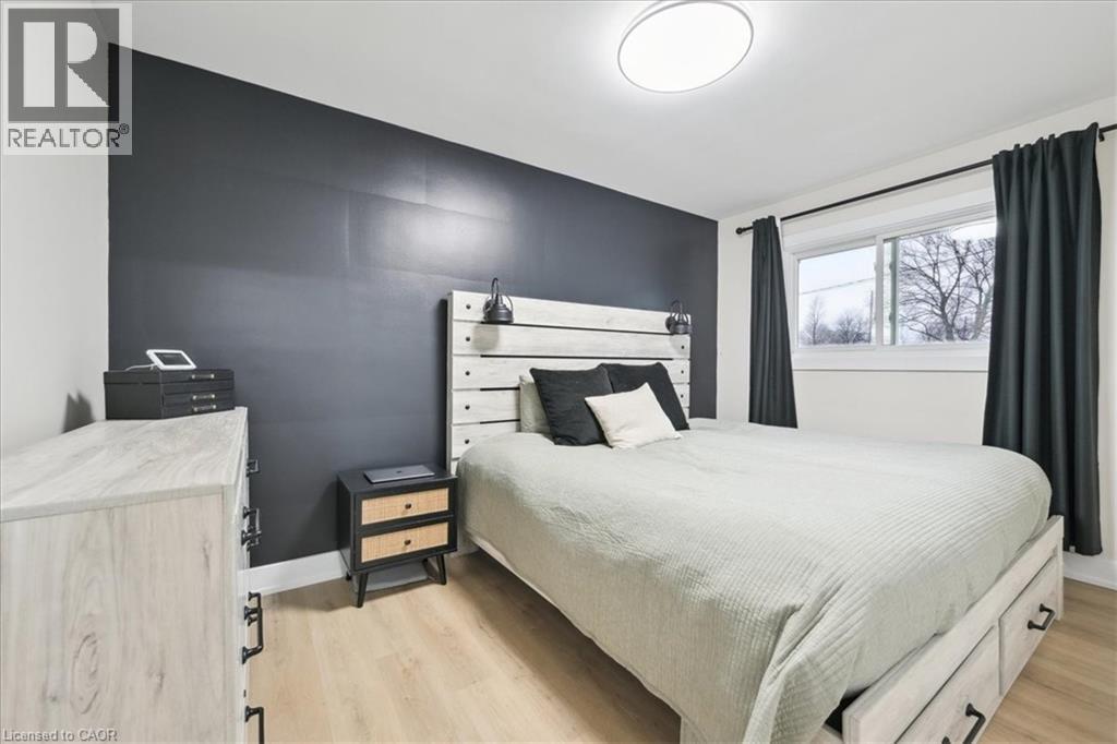 Photo 25 of 72 West 25th Street, Hamilton ON