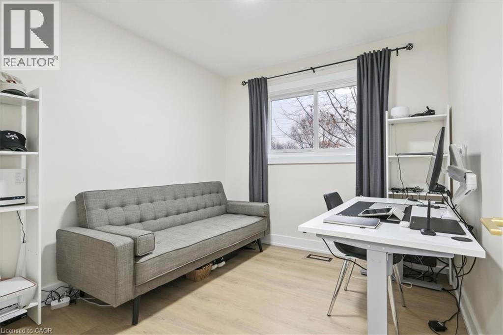 Photo 26 of 72 West 25th Street, Hamilton ON