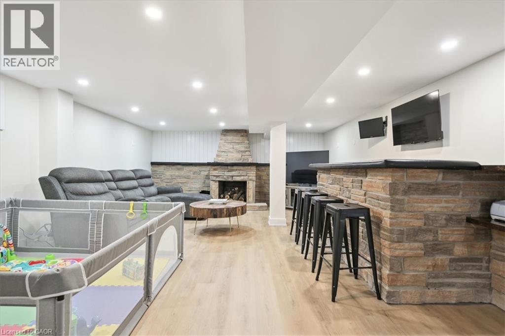 Photo 27 of 72 West 25th Street, Hamilton ON