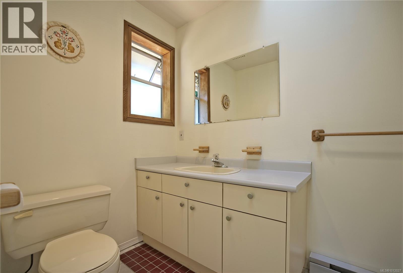  229 Cormorant Crescent, Salt Spring