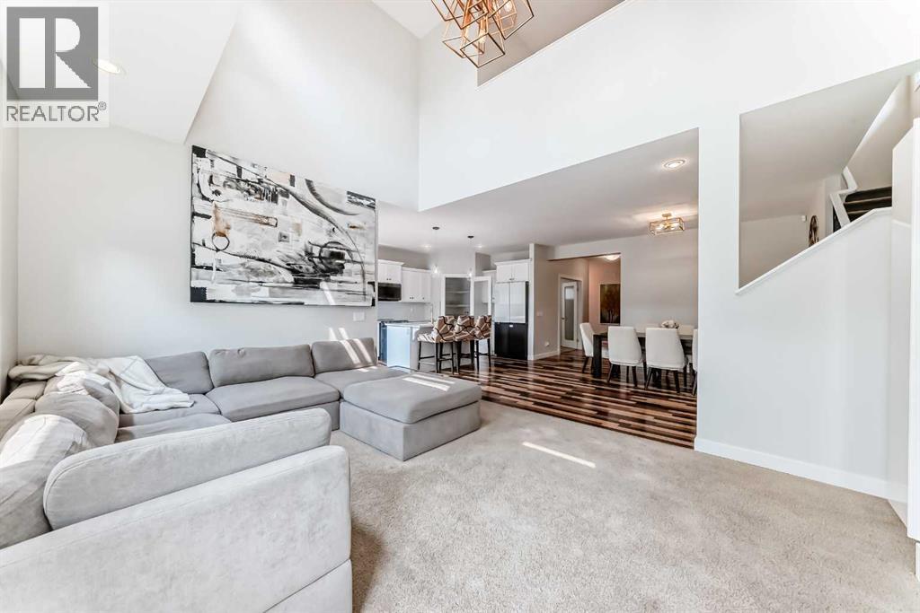 Photo 14 of 210 Copperleaf Bay Se, Calgary AB