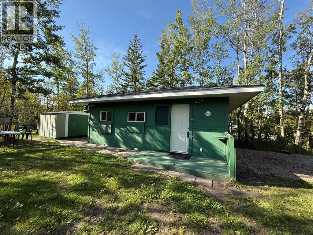 Photo 1 of 4640 49 Street, Sylvan Lake AB